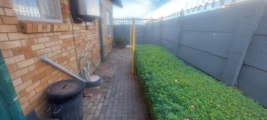 3 Bedroom Property for Sale in Flamingo Park Free State